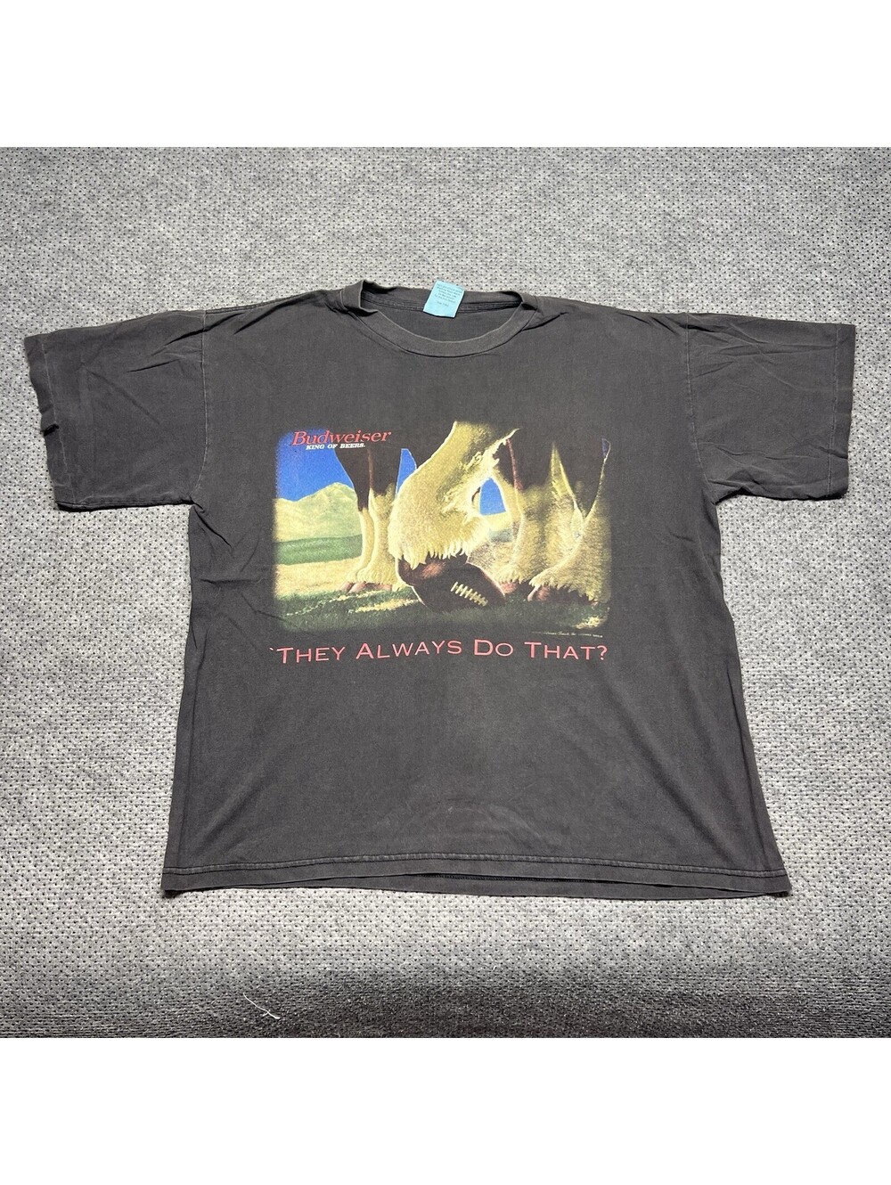 Vintage 90s Budweiser Super Bowl Cow T-Shirt XL Rare Men’s Promo Black Faded